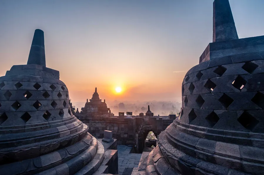 lovely sunset sky borobudur temple r0uqg2y9czn540ee lovely sunset sky borobudur temple r0uqg2y9czn540ee